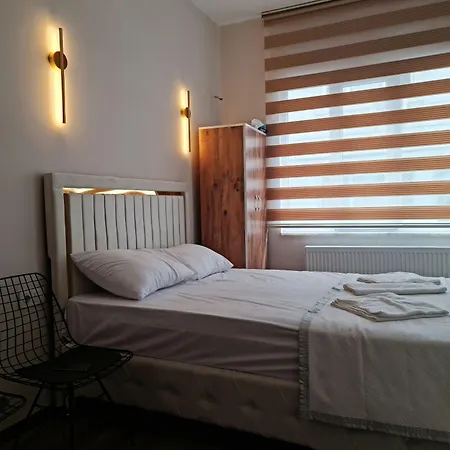 Taksim 52 Hotel apartamentowy 3*